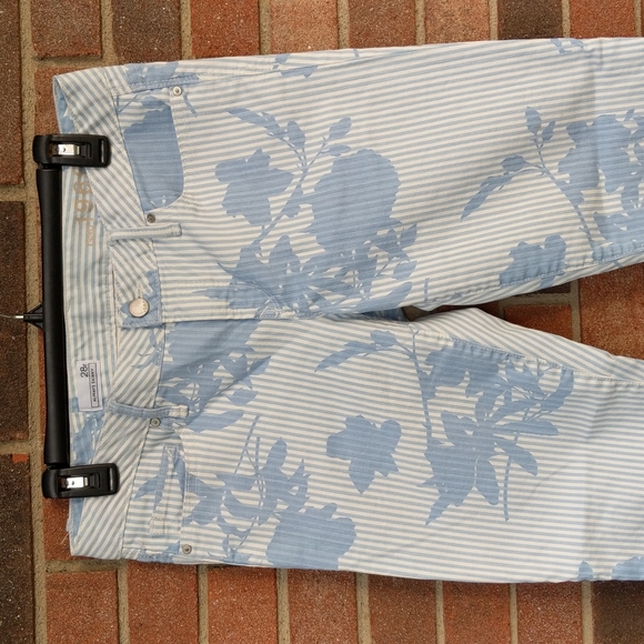 Gap Always Skinny Floral Jeans - Picture 4 of 11